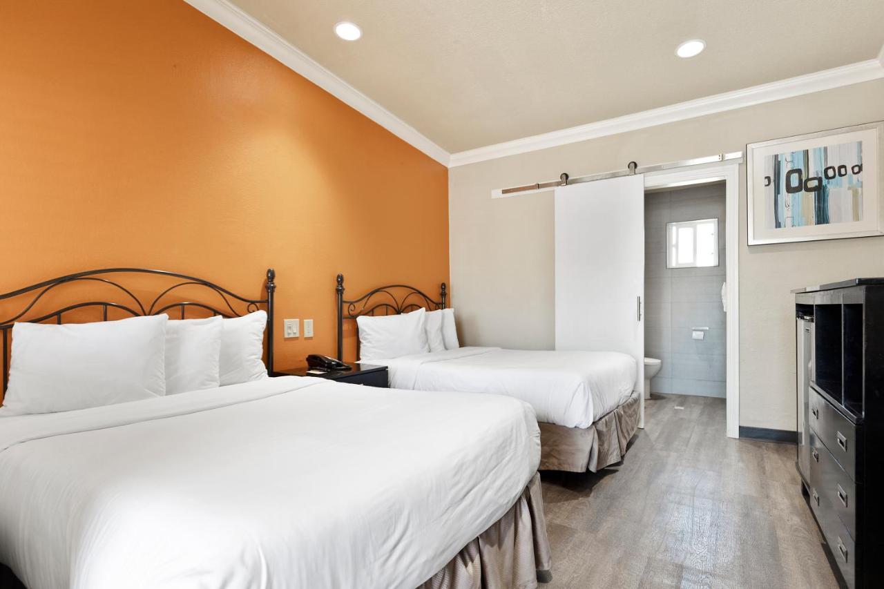 Le Blanc Inn & Suites El Monte Zewnętrze zdjęcie