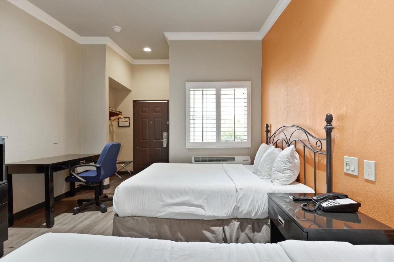 Le Blanc Inn & Suites El Monte Zewnętrze zdjęcie