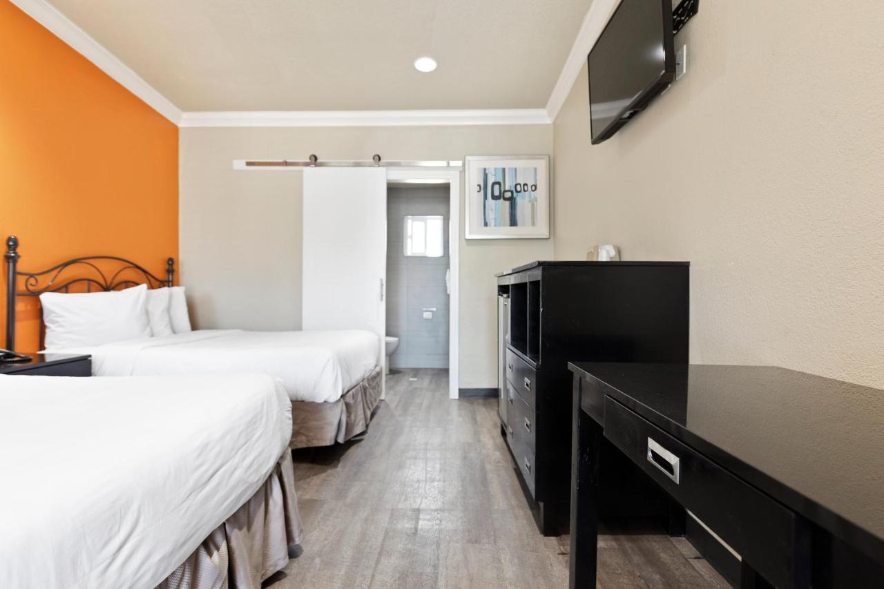 Le Blanc Inn & Suites El Monte Zewnętrze zdjęcie