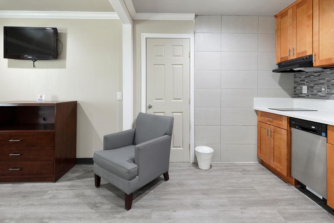 Le Blanc Inn & Suites El Monte Zewnętrze zdjęcie